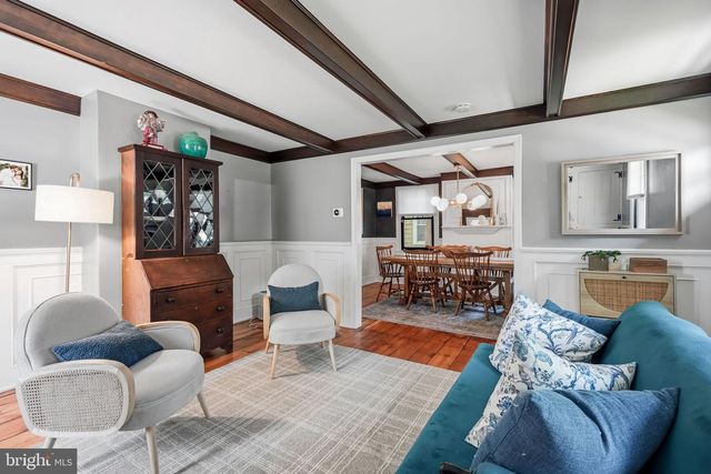 71 E 2ND ST, Moorestown, NJ 08057