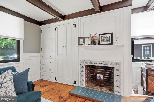 71 E 2ND ST, Moorestown, NJ 08057