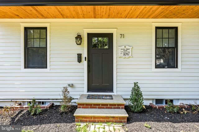 71 E 2ND ST, Moorestown, NJ 08057