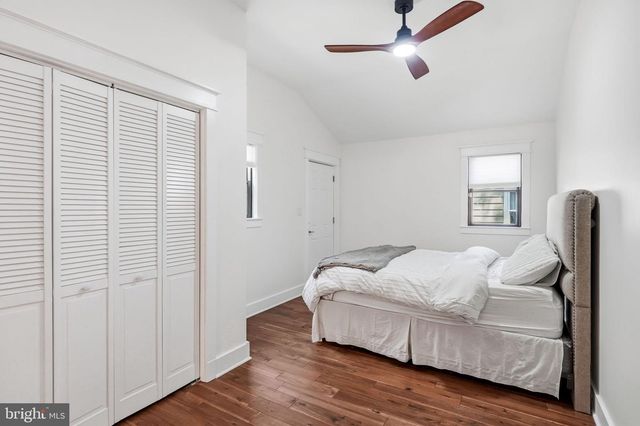 71 E 2ND ST, Moorestown, NJ 08057