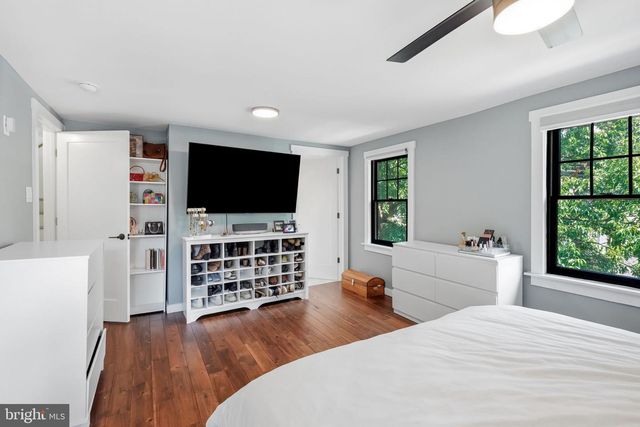 71 E 2ND ST, Moorestown, NJ 08057