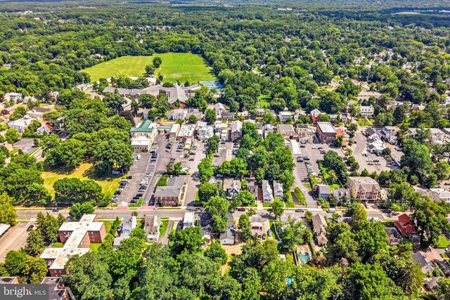 71 E 2ND ST, Moorestown, NJ 08057