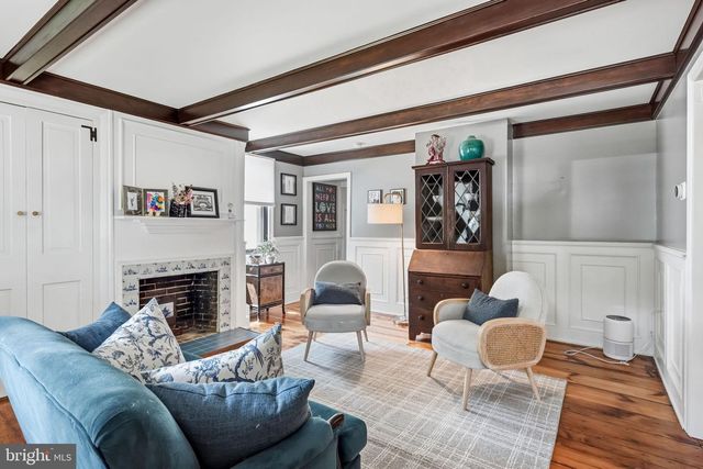 71 E 2ND ST, Moorestown, NJ 08057