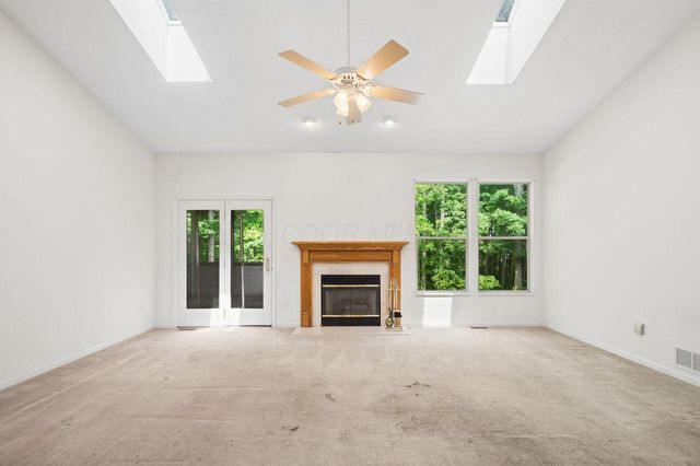 2303 Pleasant Colony Drive, Lewis Center, OH 43035