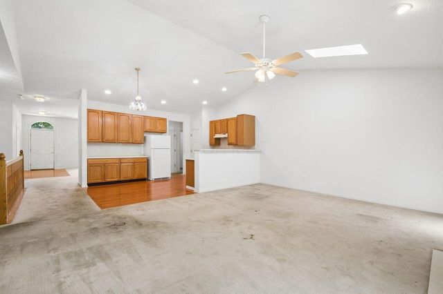 2303 Pleasant Colony Drive, Lewis Center, OH 43035