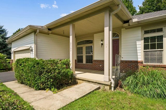 2303 Pleasant Colony Drive, Lewis Center, OH 43035