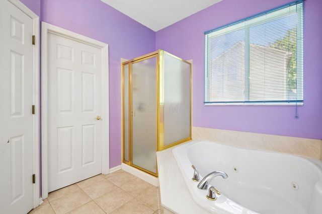 2303 Pleasant Colony Drive, Lewis Center, OH 43035