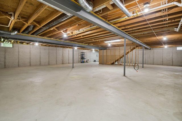 2303 Pleasant Colony Drive, Lewis Center, OH 43035