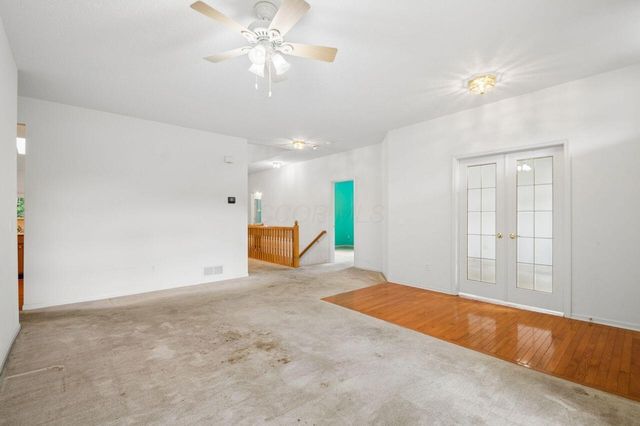 2303 Pleasant Colony Drive, Lewis Center, OH 43035