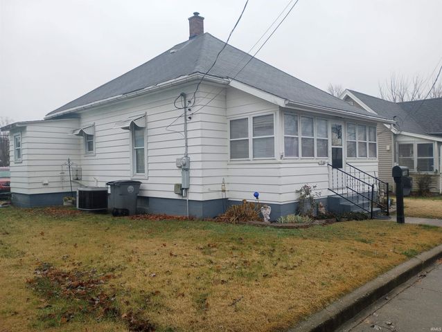 1166 McKinley Avenue, Vincennes, IN 47591