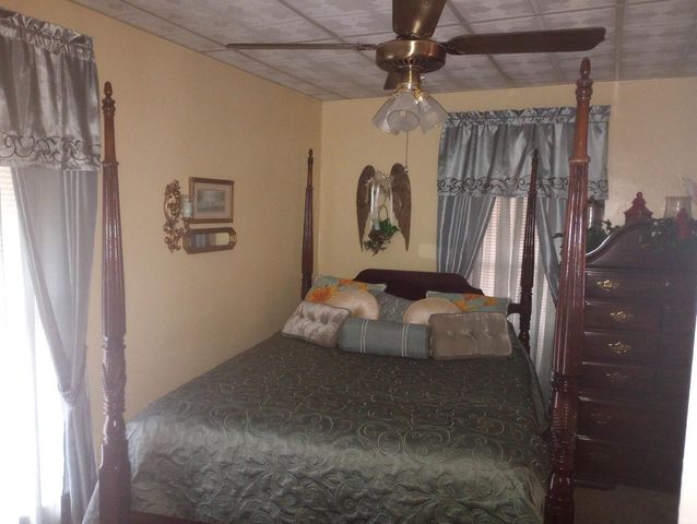 1166 McKinley Avenue, Vincennes, IN 47591