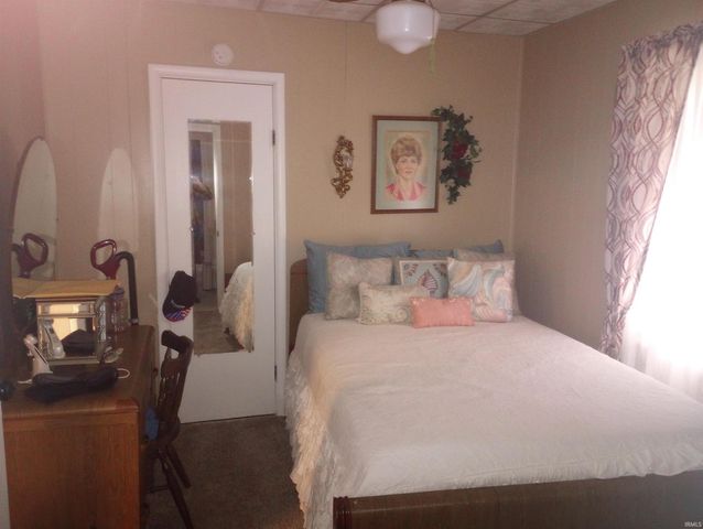 1166 McKinley Avenue, Vincennes, IN 47591