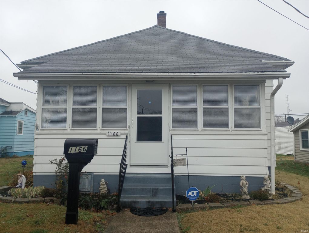 1166 McKinley Avenue, Vincennes, IN 47591