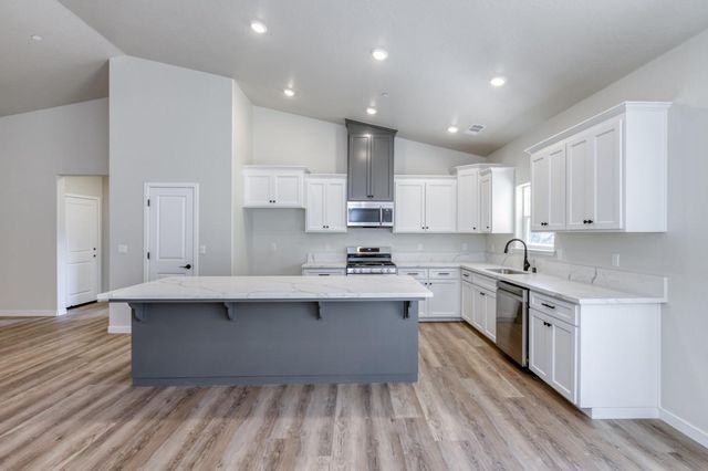 41940 Colt Court, Coarsegold, CA 93614