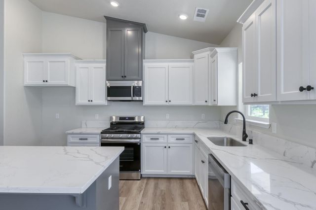 41940 Colt Court, Coarsegold, CA 93614