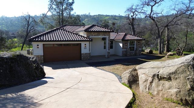 41940 Colt Court, Coarsegold, CA 93614
