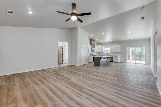 41940 Colt Court, Coarsegold, CA 93614