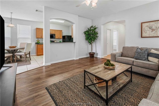 4124 McFarland Drive, College Station, TX 77845