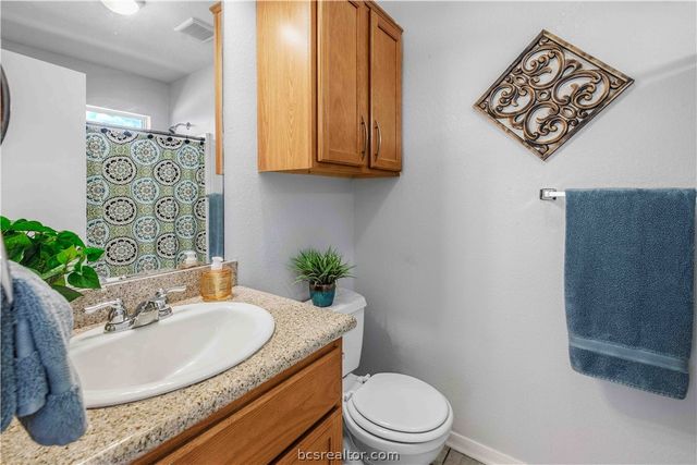 4124 McFarland Drive, College Station, TX 77845