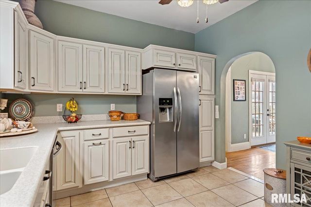 1408 N 3RD Street, Springfield, IL 62702