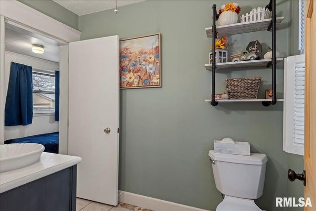 1408 N 3RD Street, Springfield, IL 62702