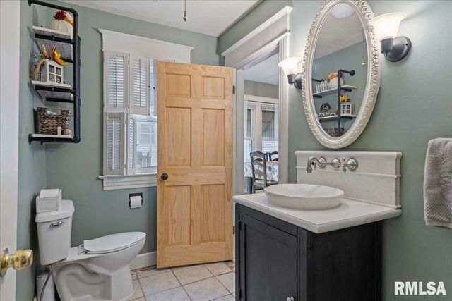 1408 N 3RD Street, Springfield, IL 62702