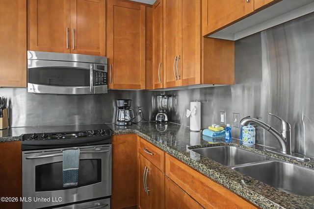 2060 Beach Boulevard, 504, Biloxi, MS 39531