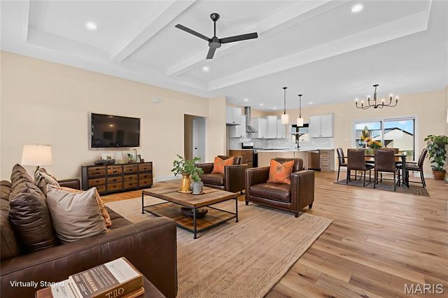 5 Grant Court, Troy, IL 62294