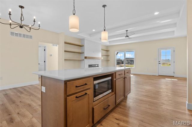 5 Grant Court, Troy, IL 62294