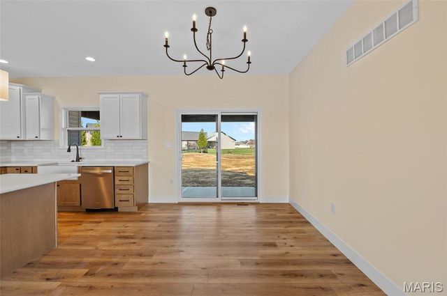 5 Grant Court, Troy, IL 62294