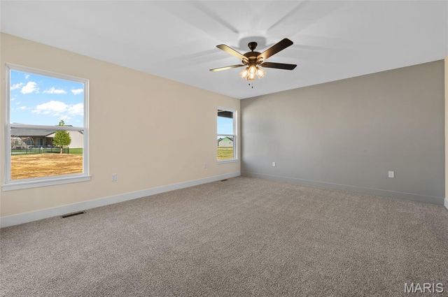 5 Grant Court, Troy, IL 62294