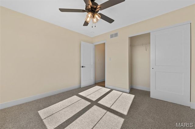 5 Grant Court, Troy, IL 62294