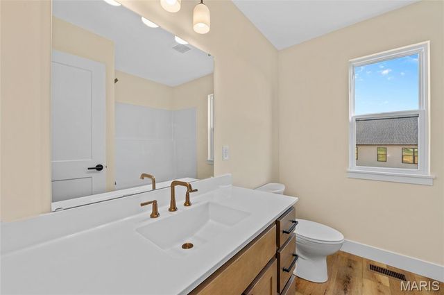 5 Grant Court, Troy, IL 62294