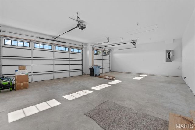 5 Grant Court, Troy, IL 62294