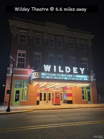 5 Grant Court, Troy, IL 62294