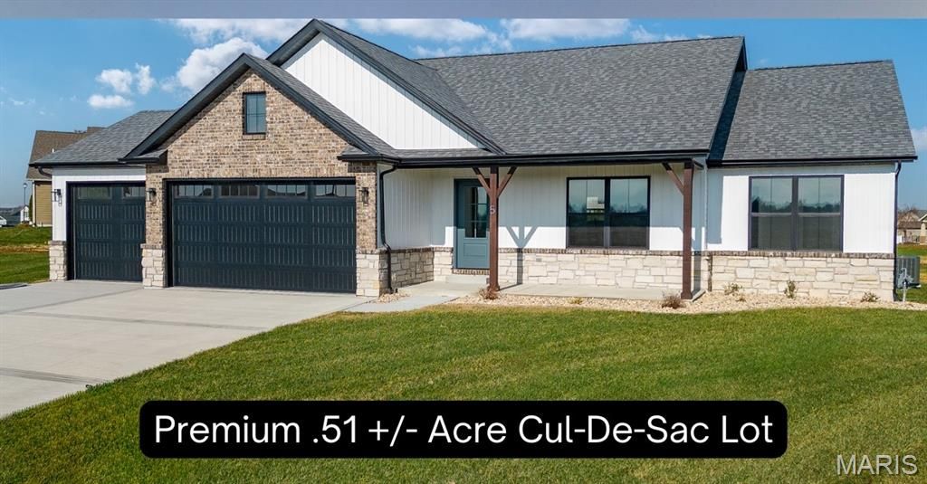 5 Grant Court, Troy, IL 62294