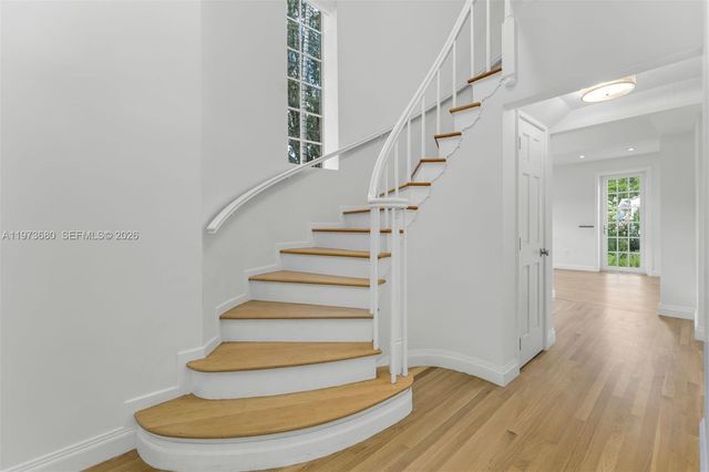 6675 Roxbury Ln, Miami Beach, FL 33141