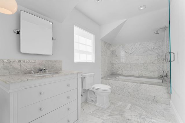 6675 Roxbury Ln, Miami Beach, FL 33141