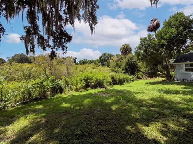 175 LAKE GENEVA ROAD, Geneva, FL 32732