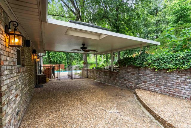 1611 Alberta Drive, Little Rock, AR 72227
