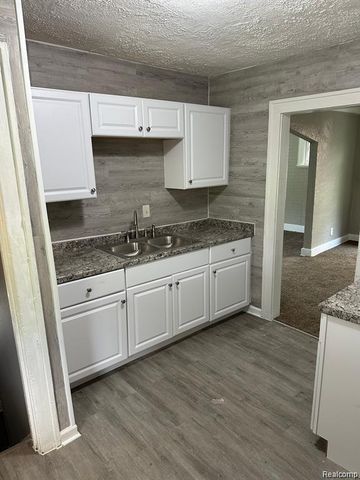 14232 Cruse Street, Detroit, MI 48227