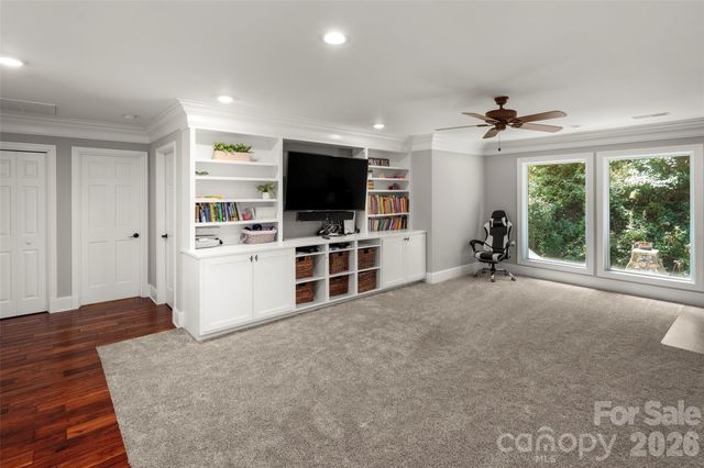 349 View Rock Lane, Hendersonville, NC 28791