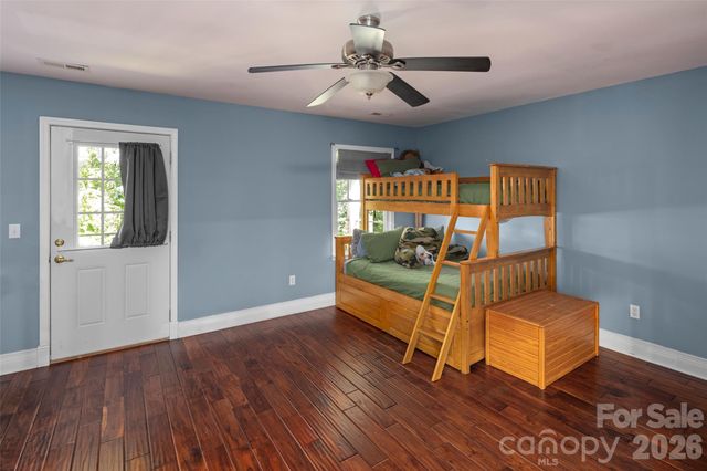 349 View Rock Lane, Hendersonville, NC 28791