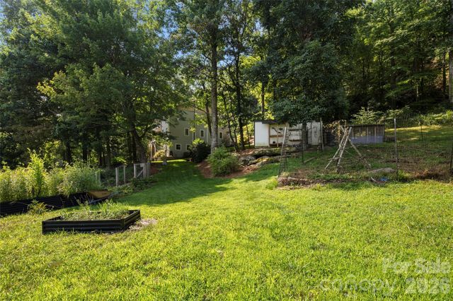 349 View Rock Lane, Hendersonville, NC 28791