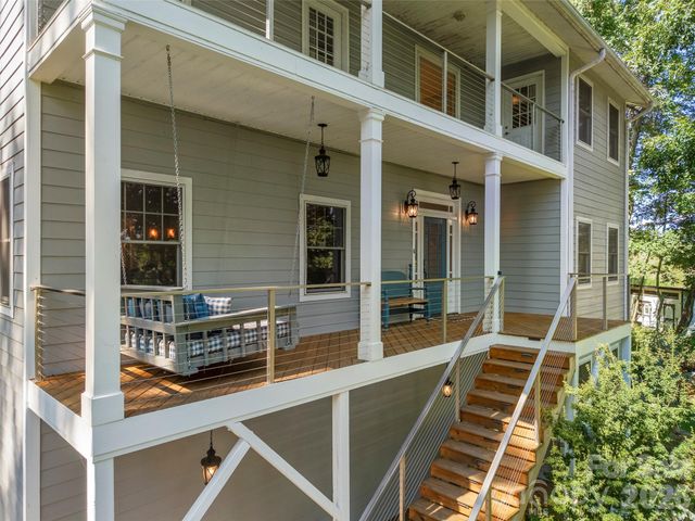 349 View Rock Lane, Hendersonville, NC 28791