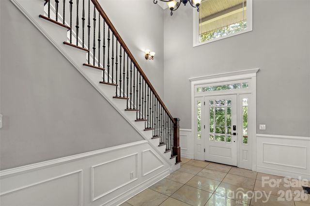349 View Rock Lane, Hendersonville, NC 28791