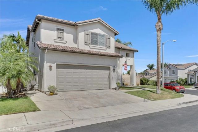 962 Redtail, Corona, CA 92879