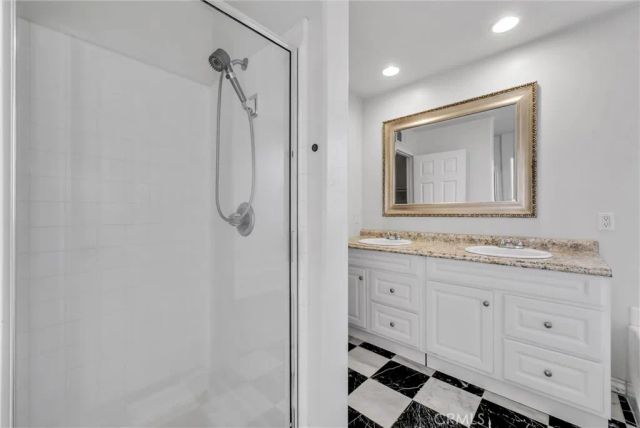 962 Redtail, Corona, CA 92879