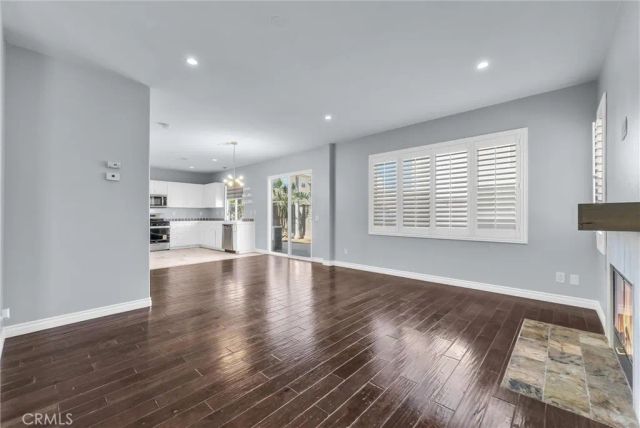 962 Redtail, Corona, CA 92879