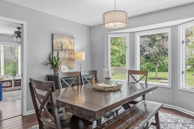 1728 Lakewood Drive, Fort Wayne, IN 46819